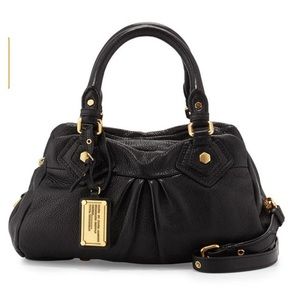 marc jacobs classic q-baby groovee leather black